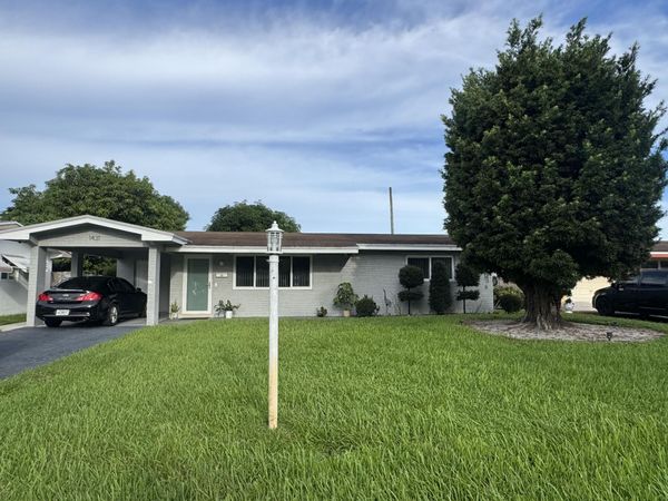 1431 NW 79TH Way, Pembroke Pines, FL 33024