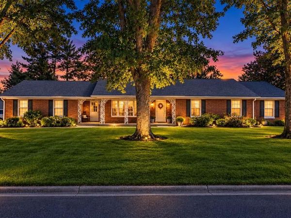 728 S Moore Street, Nashville, IL 62263
