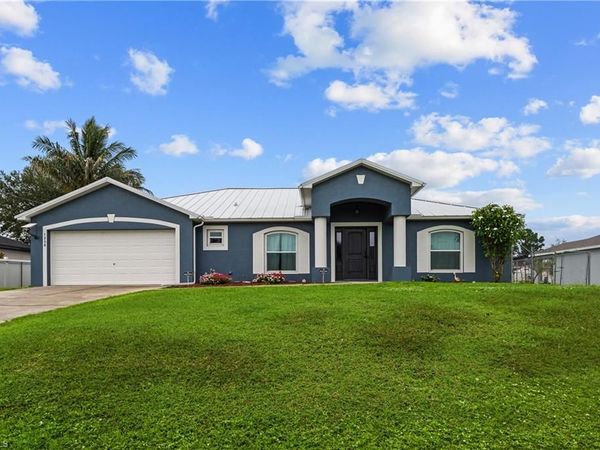 1330 NE 33rd LN, CAPE CORAL, FL 33909