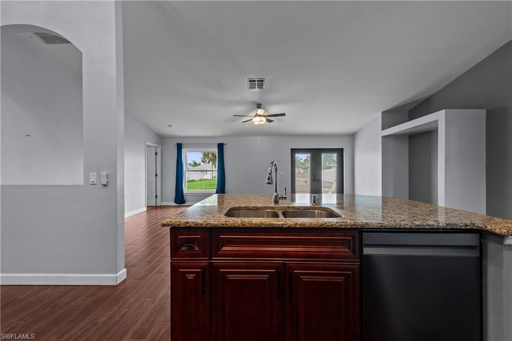 1330 NE 33rd Ln, Cape Coral, FL 33909 Photo