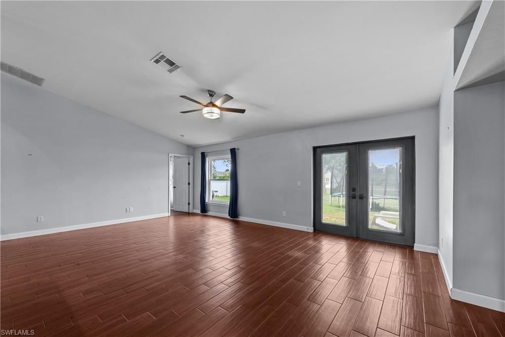 1330 NE 33rd Ln, Cape Coral, FL 33909 Photo