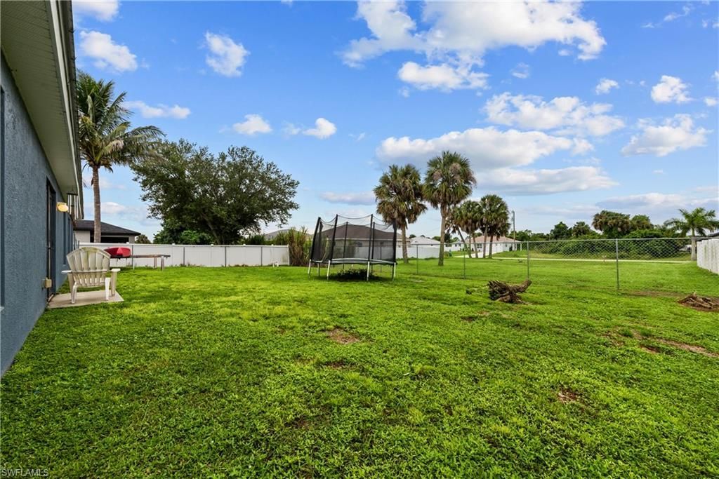1330 NE 33rd Ln, Cape Coral, FL 33909 Photo