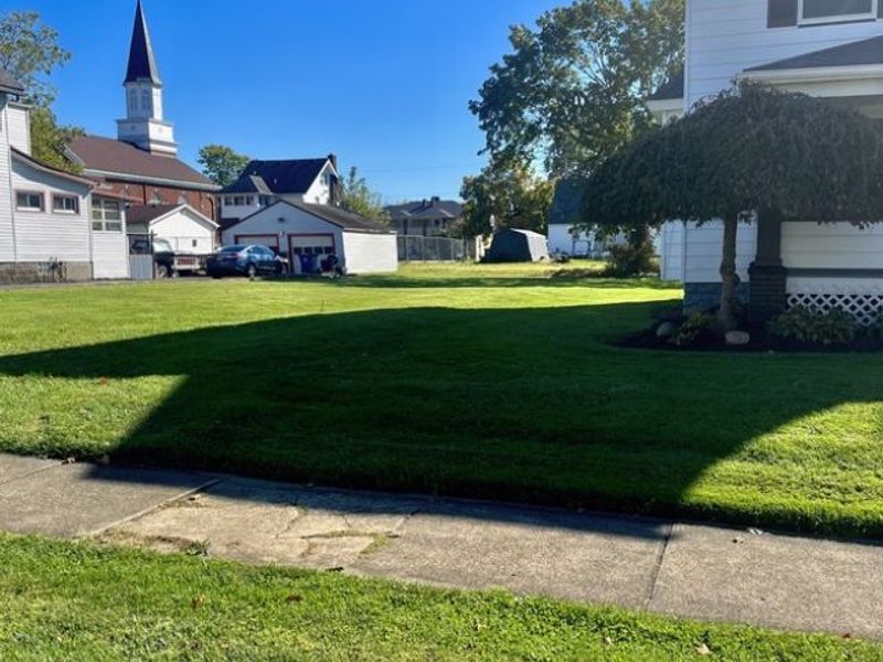 123 E Prospect Street, Girard, OH 44420 Photo 6