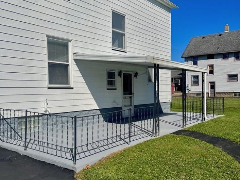 123 E Prospect Street, Girard, OH 44420 Photo 7