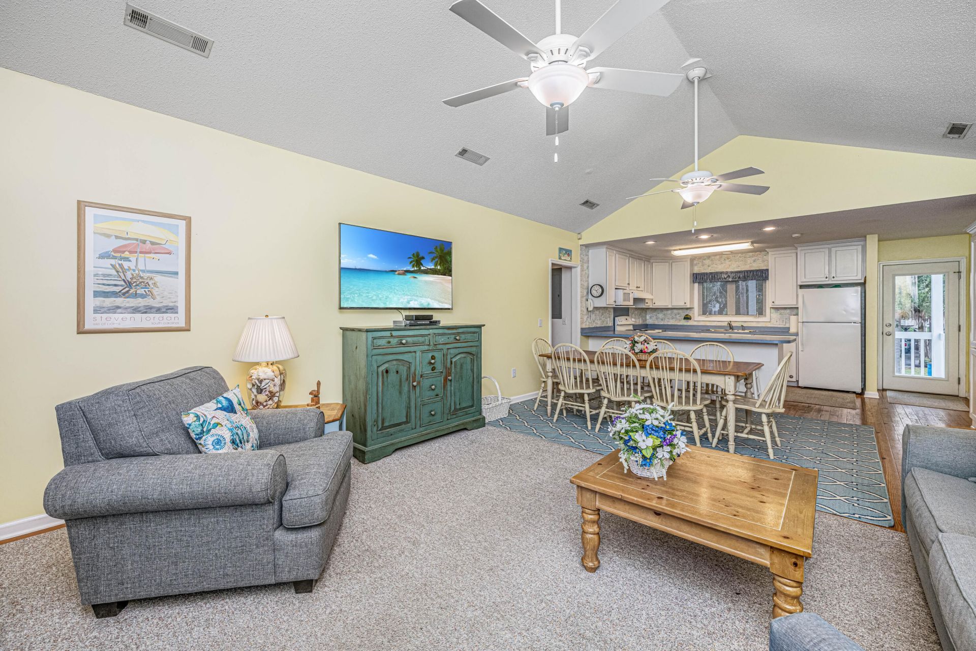 412 Pompano Street Photo 16
