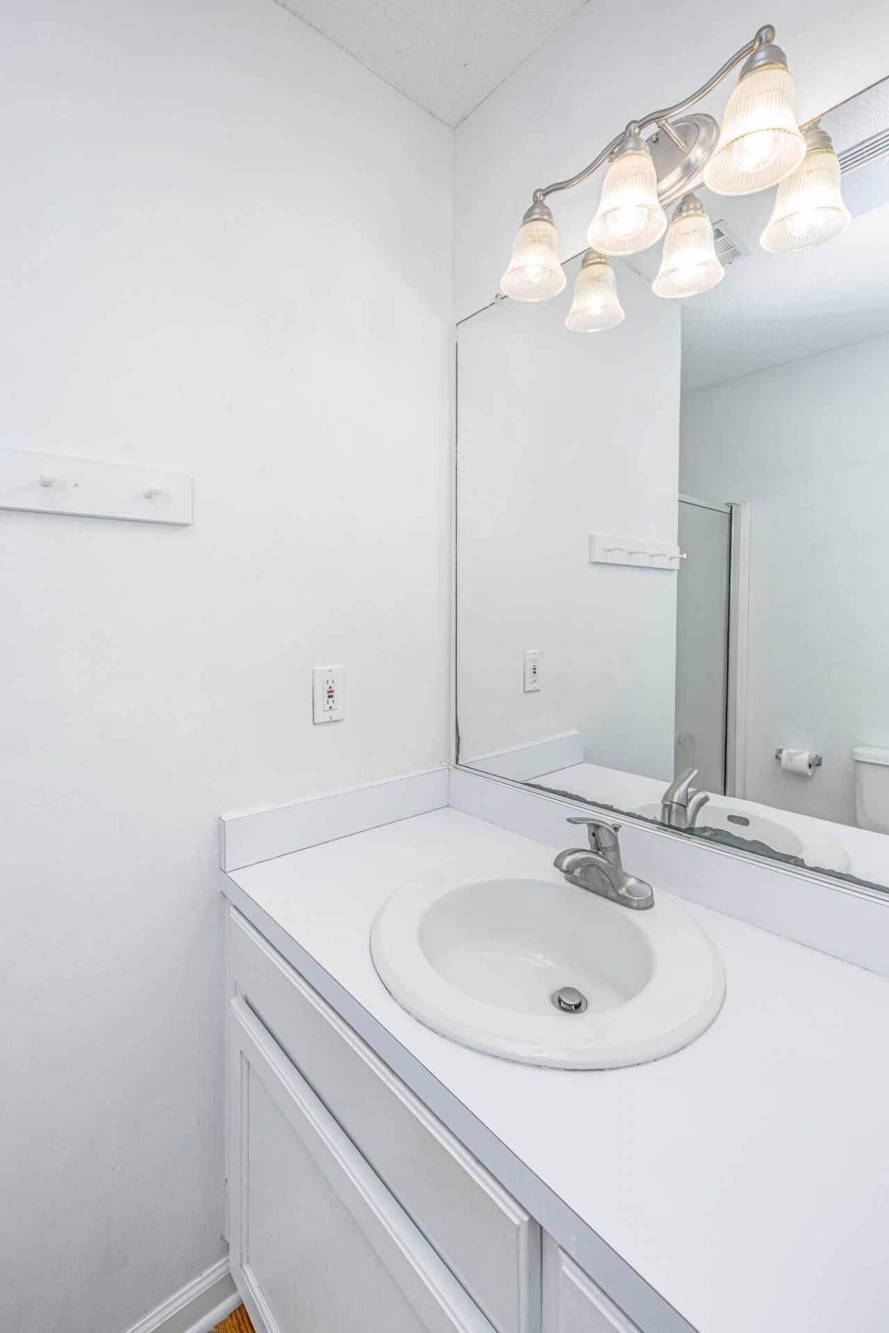 412 Pompano Street Photo 23