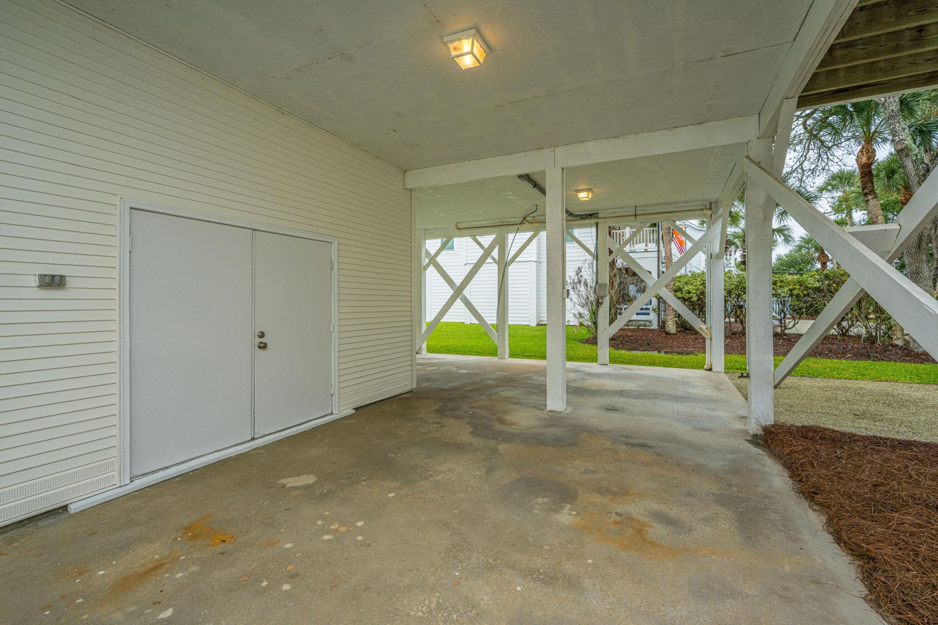 412 Pompano Street Photo 47