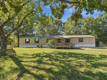 995 Jake Dukes Road, Grand Rivers, KY 42045