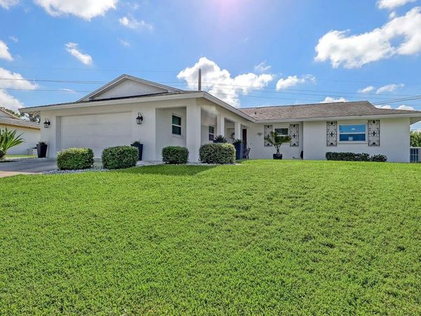 6717 ROXBURY DRIVE , SARASOTA, FL 34231