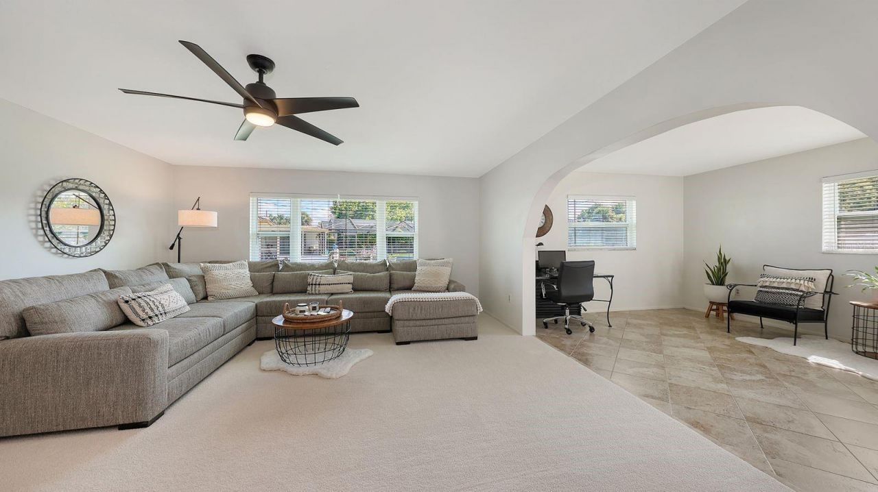 6717 Roxbury Drive , Sarasota, FL 34231 Photo