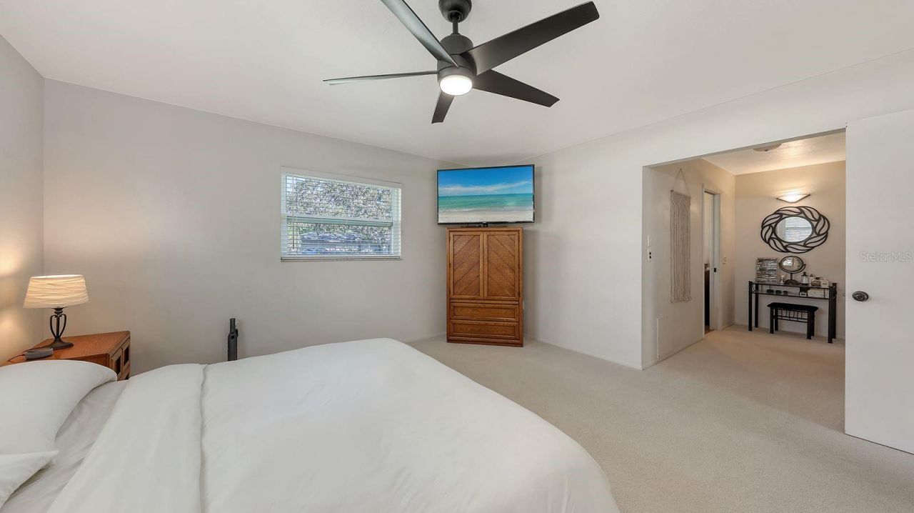 6717 Roxbury Drive , Sarasota, FL 34231 Photo