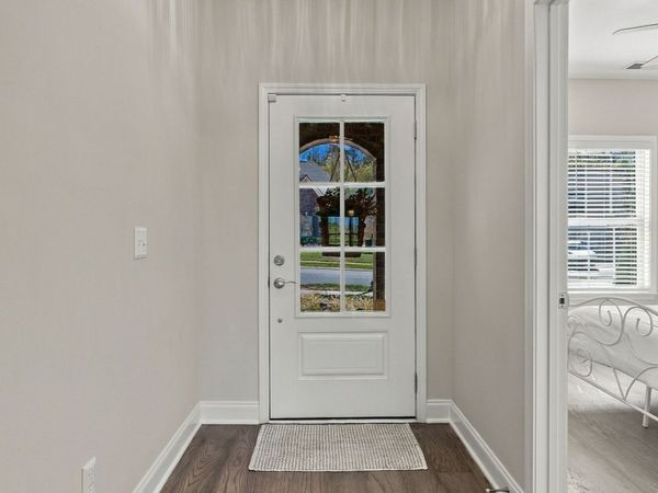 912 Cherry Grove Dr, Hendersonville, TN 37075