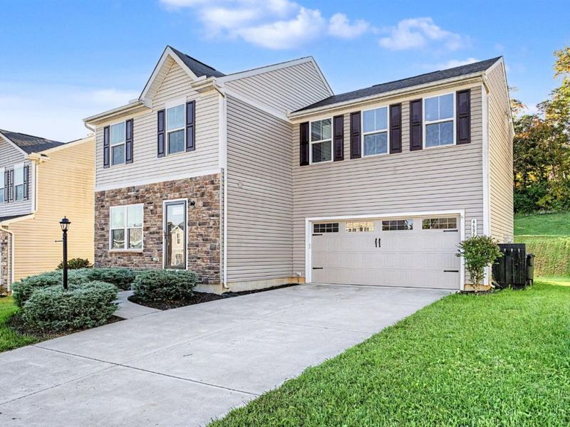 4686 Jessica Suzanne Drive, Morrow, OH 45152 Photo 3