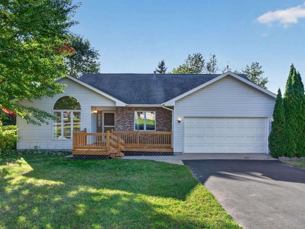 853 Meadow Drive, Traverse City, MI 49685