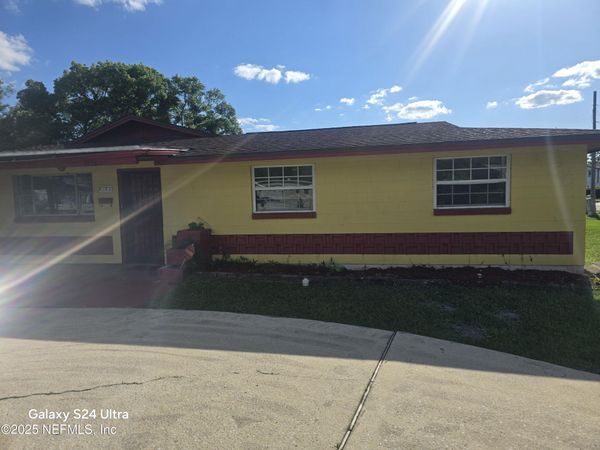 7772 LAKE PARK Drive, Jacksonville, FL 32208