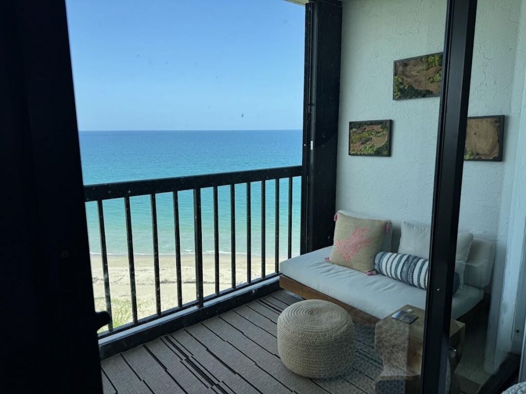 8800 S Ocean Drive, Unit 1002, Jensen Beach, FL 34957 Photo