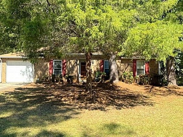 58 Rivercrest Drive, Riverdale, GA 30274