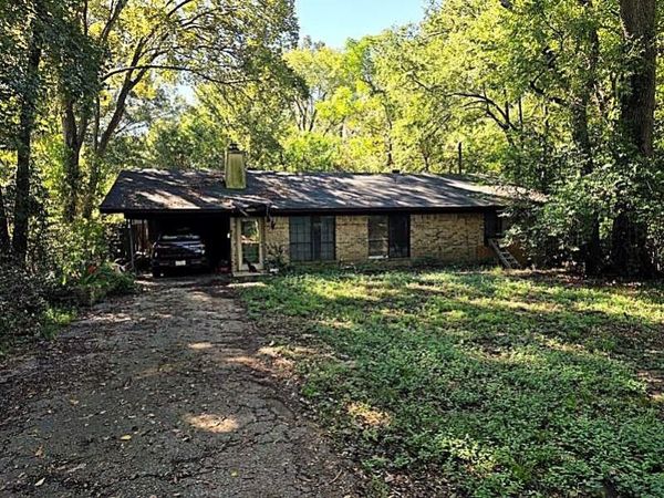 369 W 3rd Street , Rusk, TX 75785
