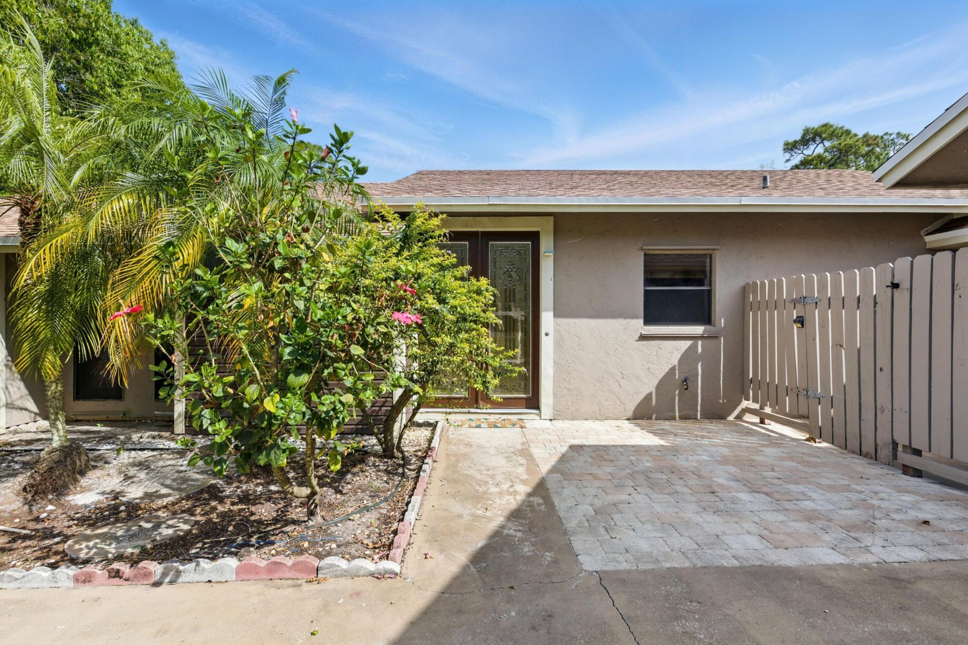 16319 E Burns Drive E, Unit A, The Acreage, FL 33470 Photo