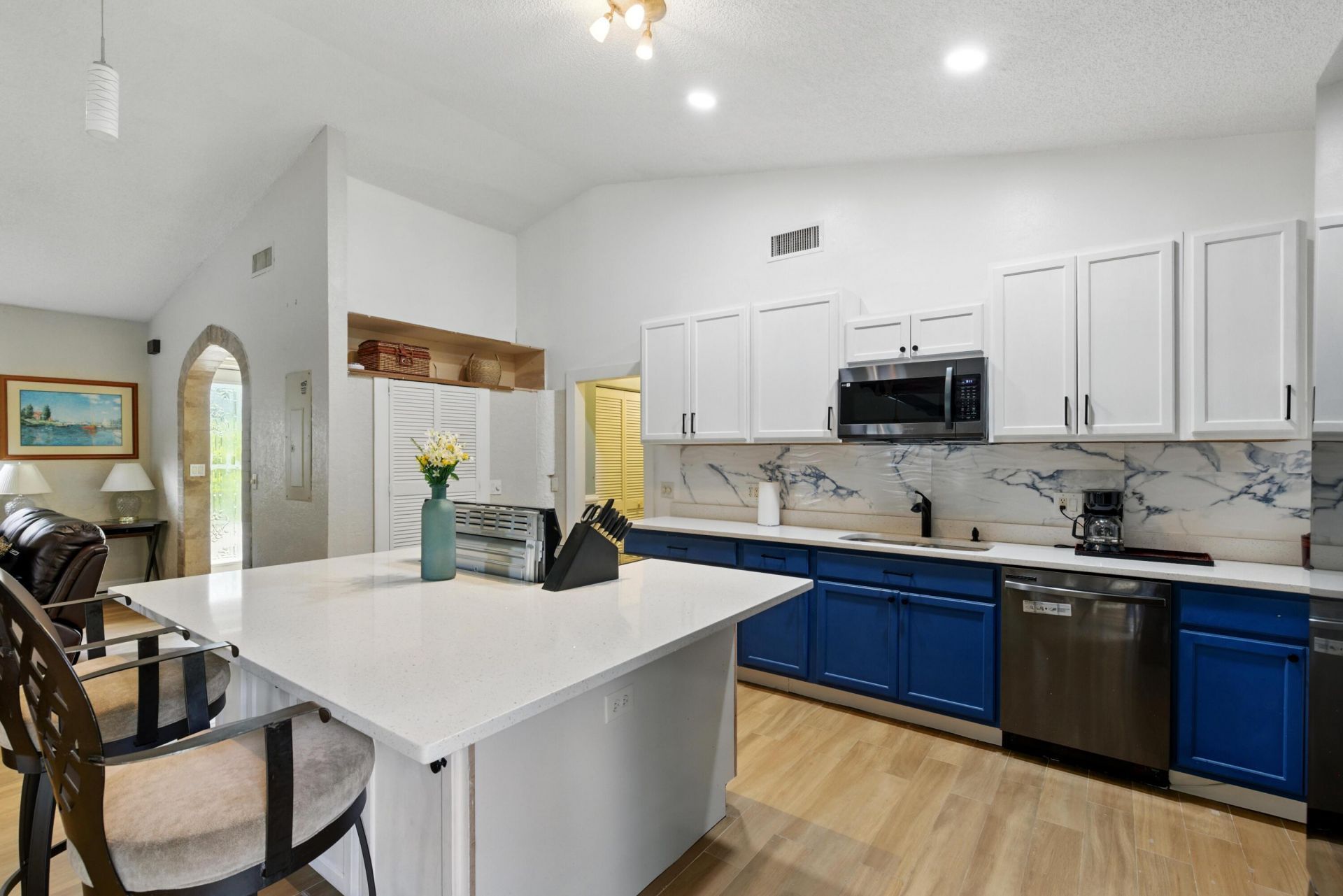 16319 E Burns Drive E, Unit A, The Acreage, FL 33470 Photo