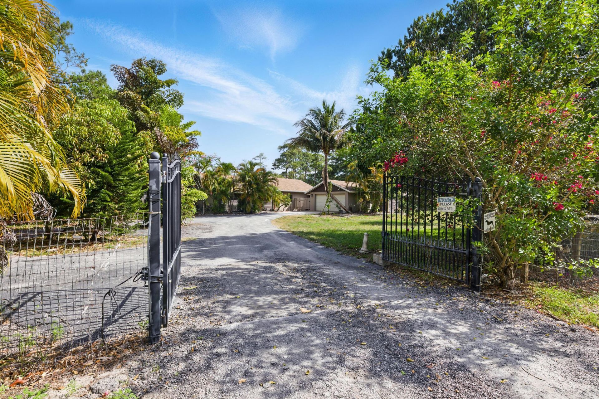 16319 E Burns Drive E, Unit A, The Acreage, FL 33470 Photo