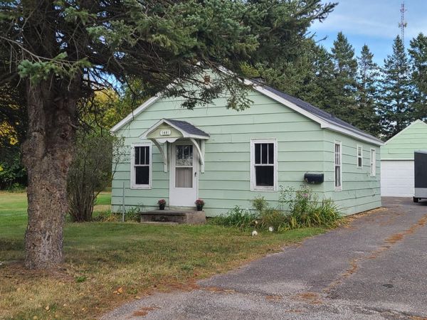 1401 Seymour ST, Sault Ste Marie, MI 49783