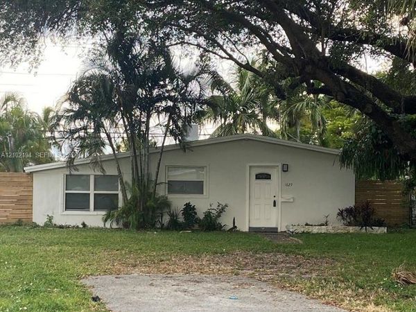 1629 NE 178th St , Unit 1629, North Miami Beach, FL 33162