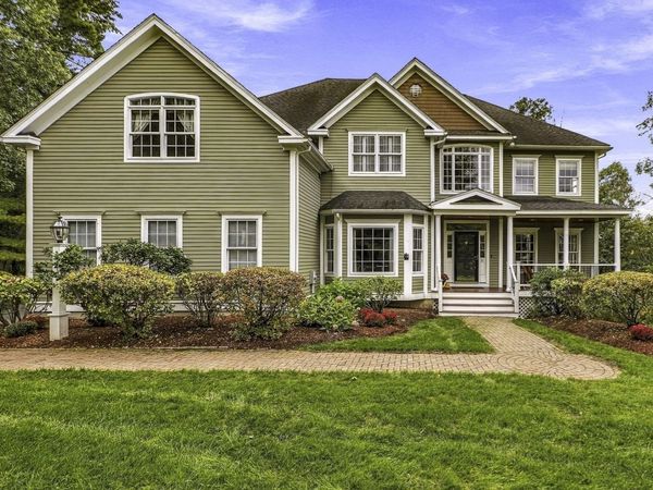 31 Trefry Ln, Stow, MA 01775