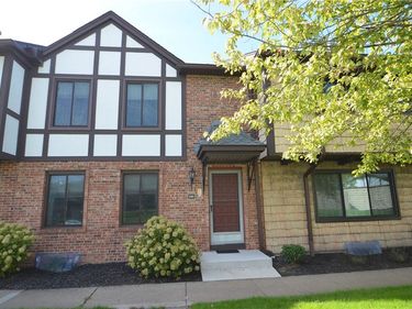 110 Camberley Place, Penfield, NY 14526