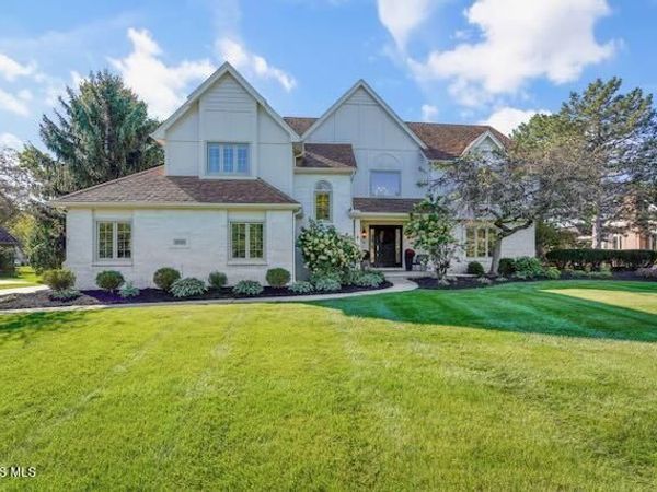 26501 Carrington Boulevard, Perrysburg, OH 43551