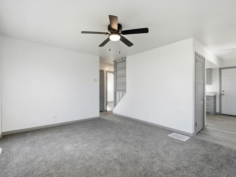 513 W Parkwood Avenue, Springfield, OH 45506 Photo 8