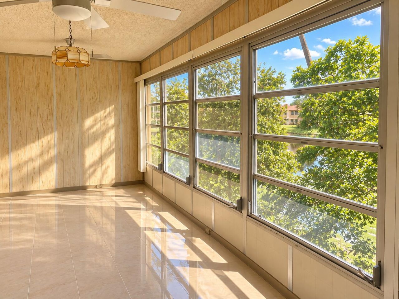 357 N Rock Island Road, Unit 407, Margate, FL 33063 Photo