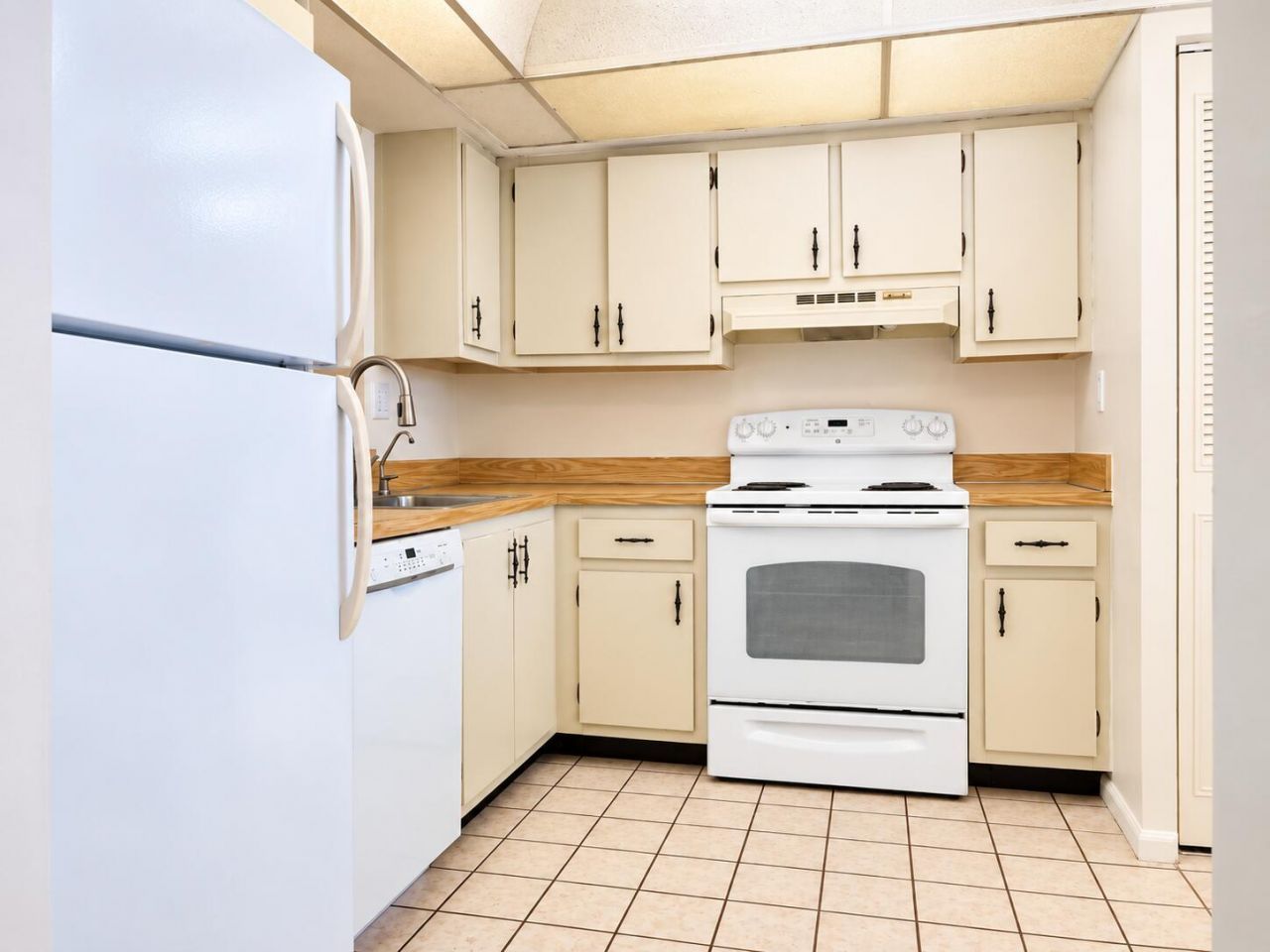 357 N Rock Island Road, Unit 407, Margate, FL 33063 Photo
