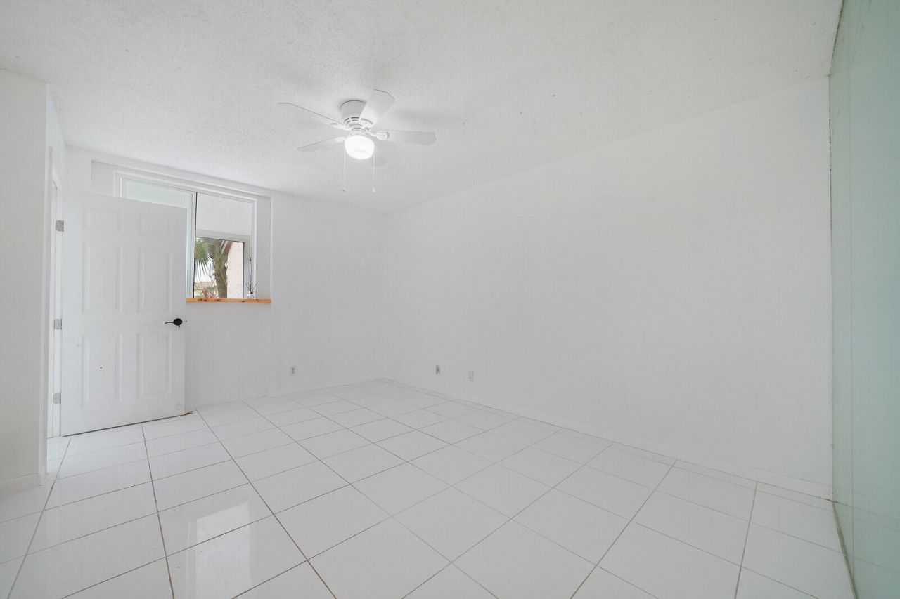 8577 Boca Glades Boulevard W, Unit D, Boca Raton, FL 33434 Photo