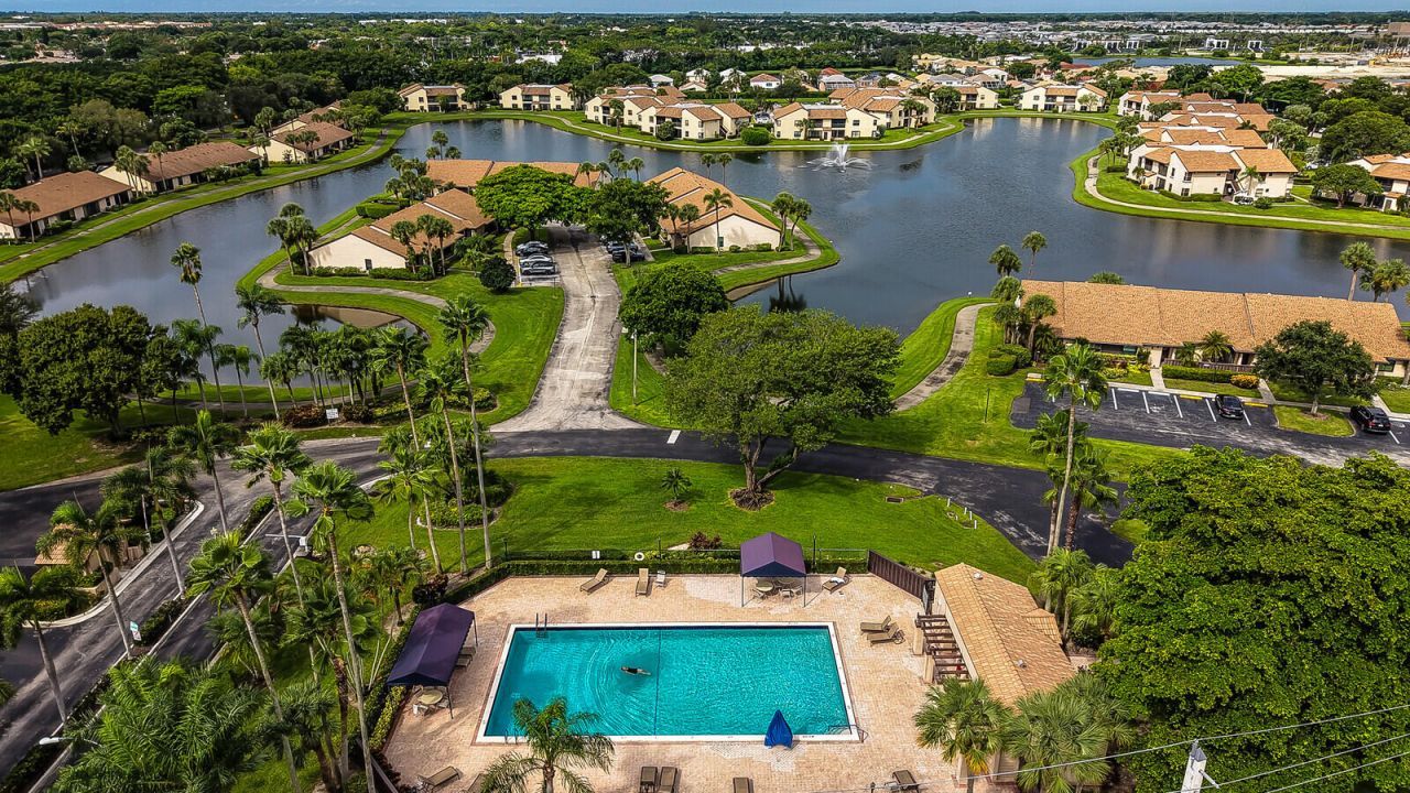 8577 Boca Glades Boulevard W, Unit D, Boca Raton, FL 33434 Photo