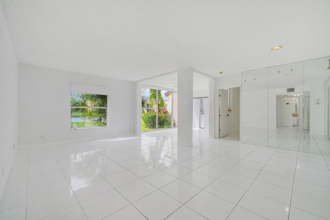 8577 Boca Glades Boulevard W, Unit D, Boca Raton, FL 33434 Photo