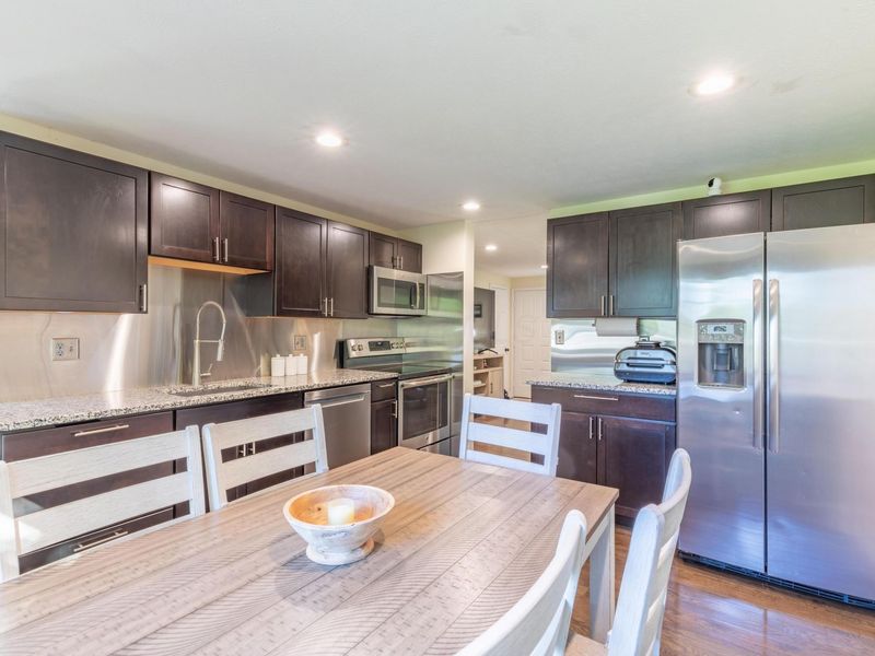 2047 Wolverhampton Road, Powell, OH 43065 Photo 10