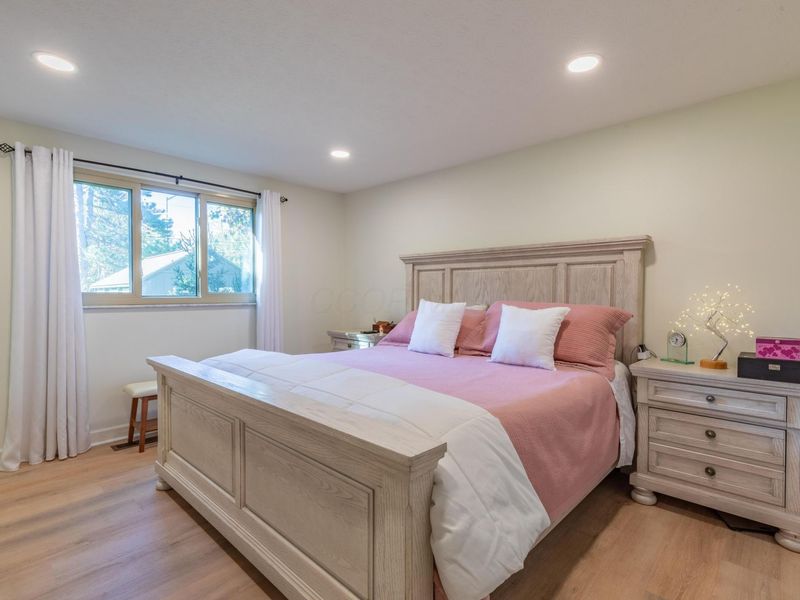 2047 Wolverhampton Road, Powell, OH 43065 Photo 12