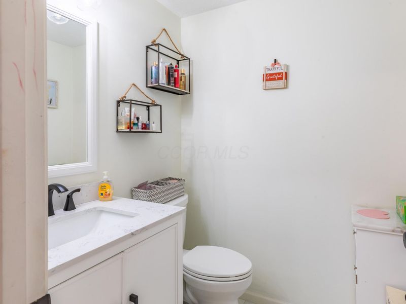 2047 Wolverhampton Road, Powell, OH 43065 Photo 14