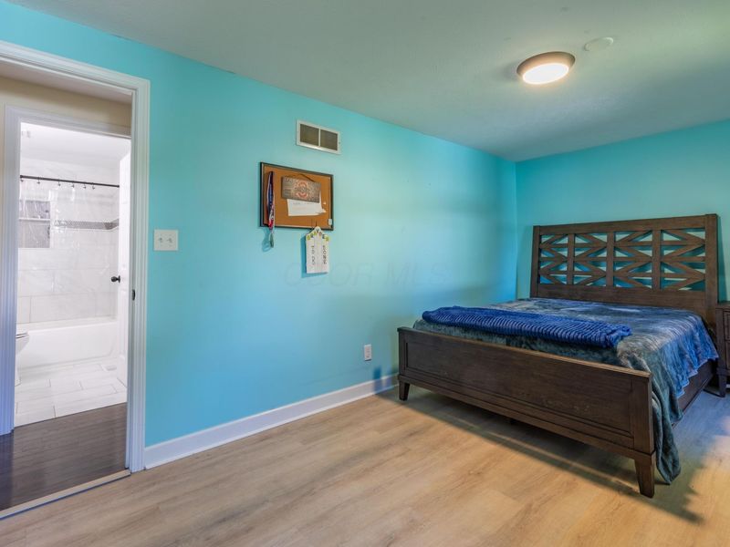 2047 Wolverhampton Road, Powell, OH 43065 Photo 17