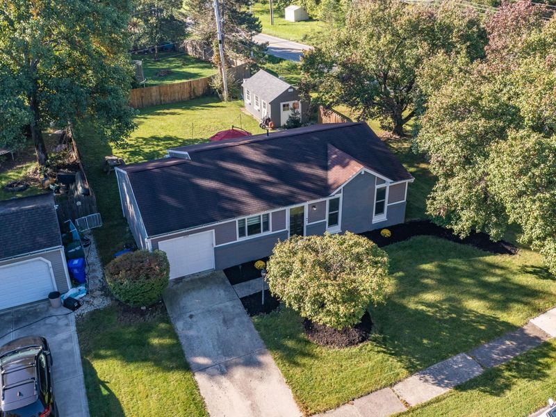 2047 Wolverhampton Road, Powell, OH 43065 Photo 3