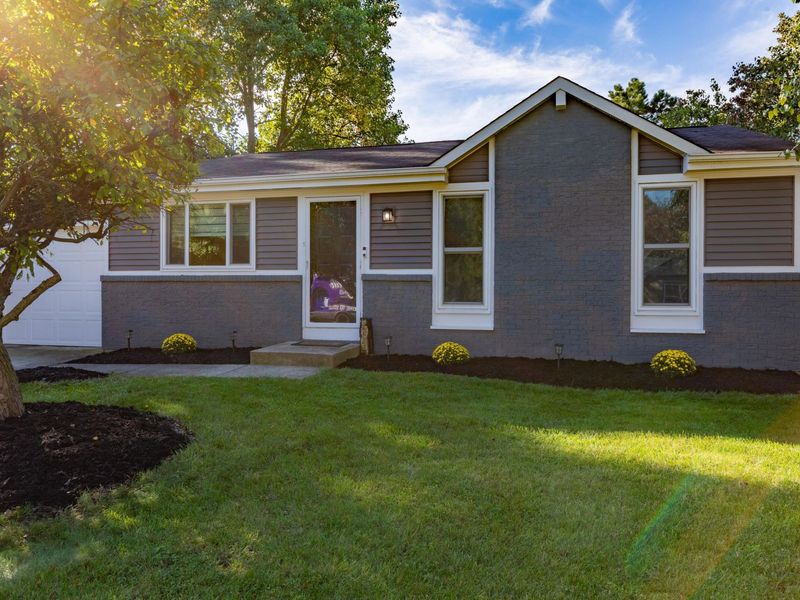 2047 Wolverhampton Road, Powell, OH 43065 Photo 4