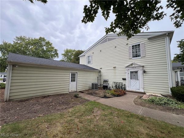 7282 Trotter Lane, Unit 7B, Mentor, OH 44060