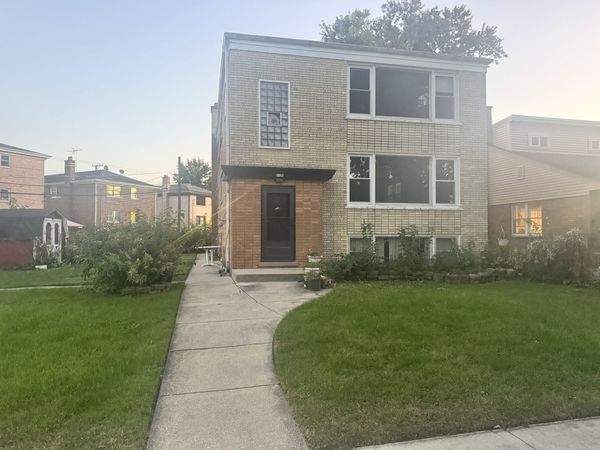 5135 Greenwood Street, Unit 01, Skokie, IL 60077