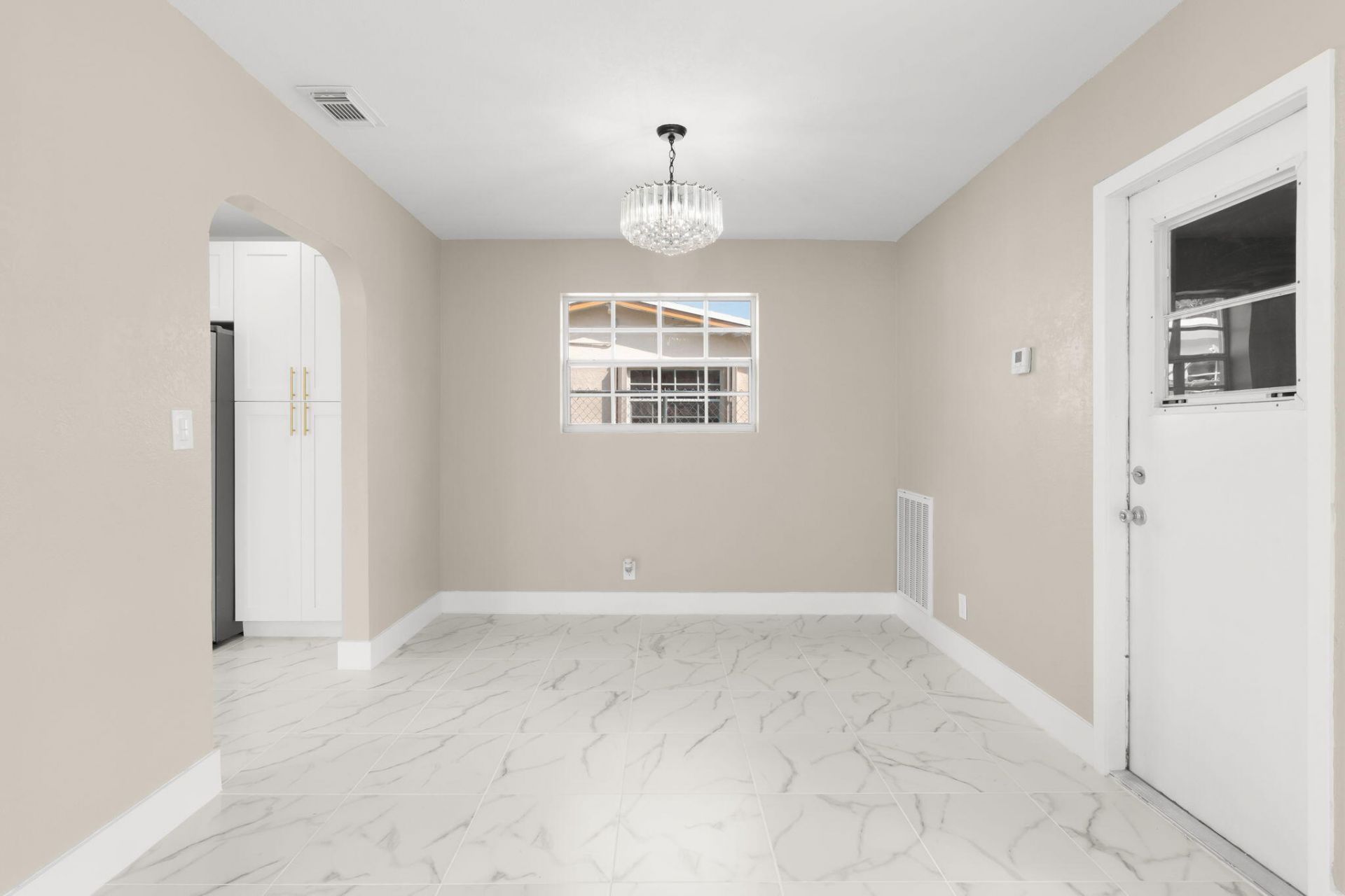 3921 NW 35th Terrace, Lauderdale Lakes, FL 33309 Photo