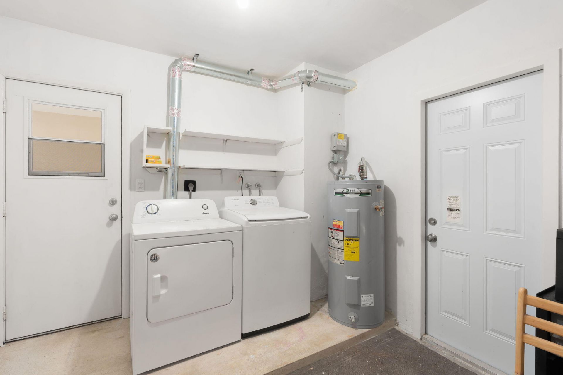 3921 NW 35th Terrace, Lauderdale Lakes, FL 33309 Photo