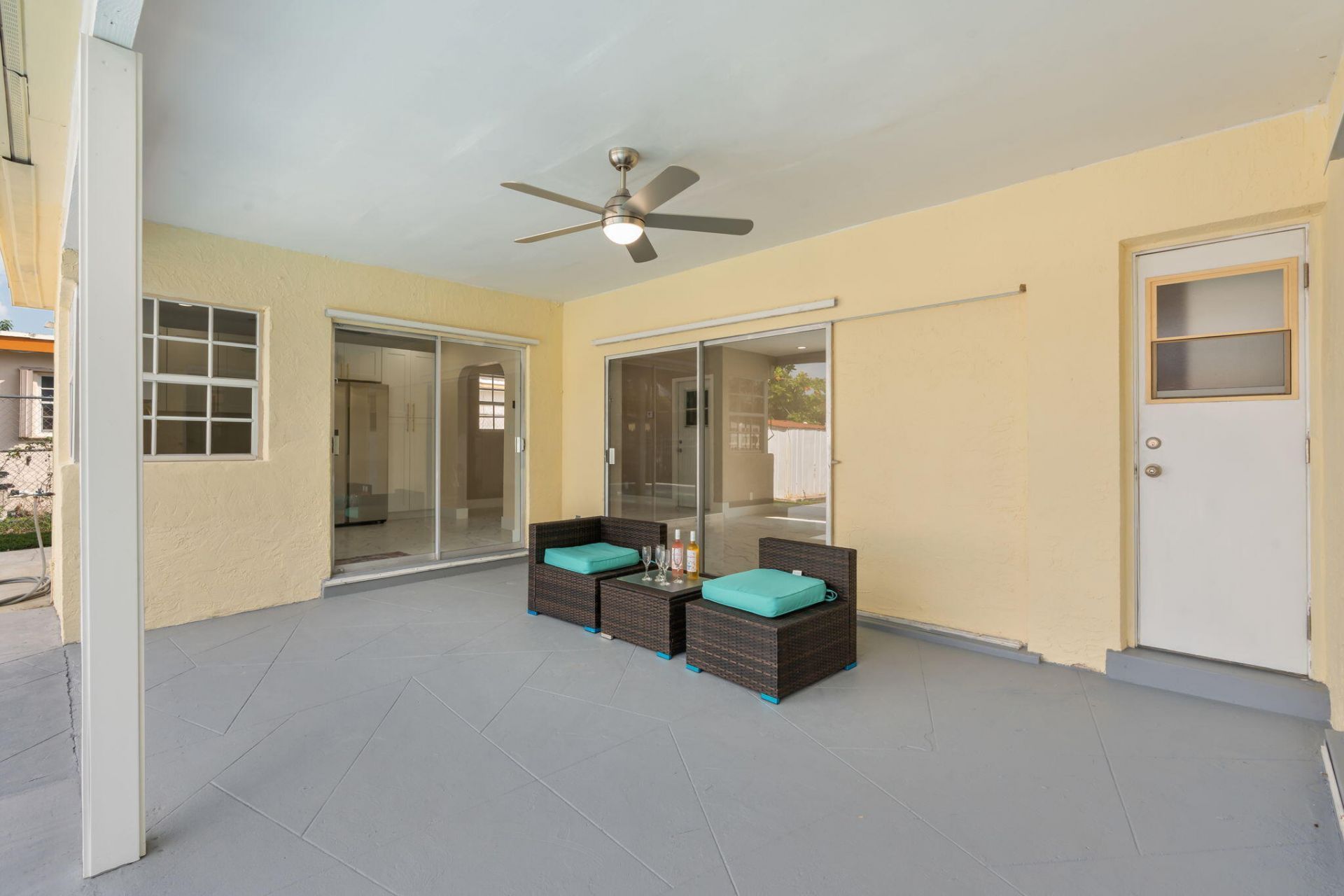 3921 NW 35th Terrace, Lauderdale Lakes, FL 33309 Photo