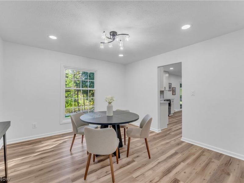 5108 Meadow Wood Blvd., Lyndhurst, OH 44124 Photo 12