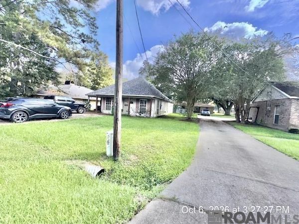 317 E Sanders, Gonzales, LA 70737