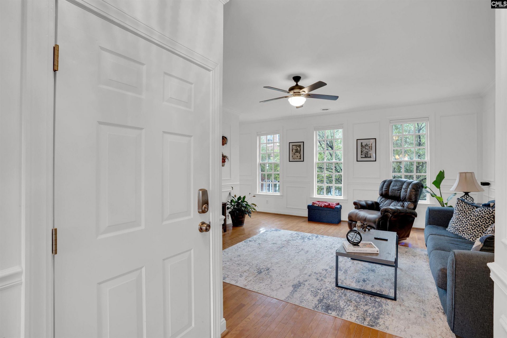324 Long Pointe Lane Photo 9